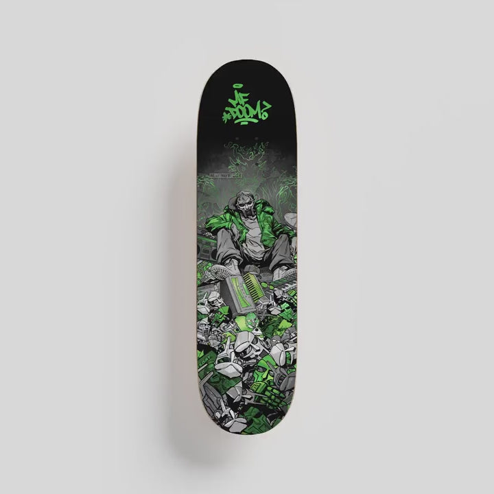 MF DOOM Green & Silver deck flip to detail